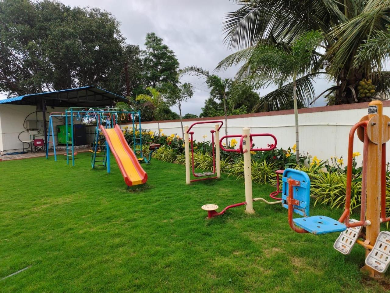 Farm stay Fulgulab Lawns And Junnar